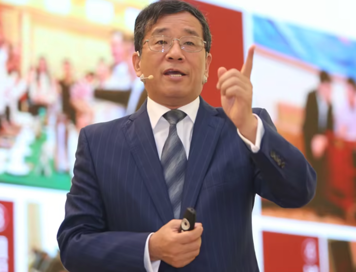 穿大牌却留遗憾 用共享自创服装